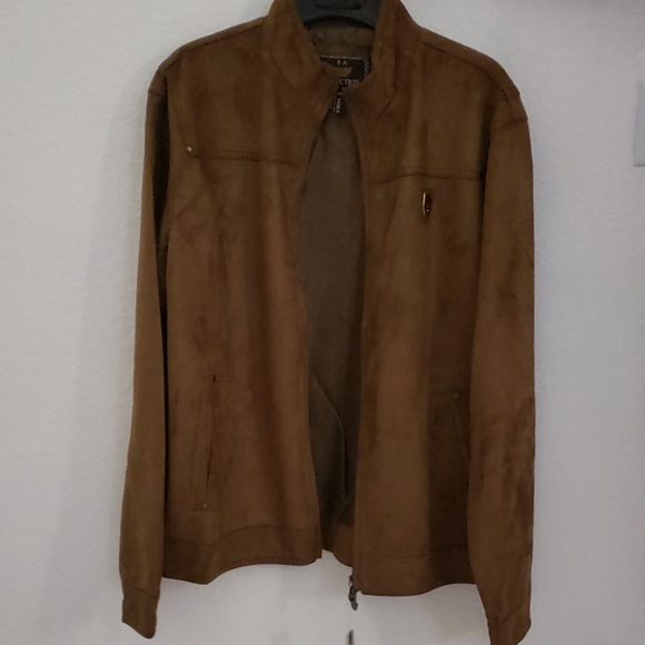 Jacket - Picture 1 of 4